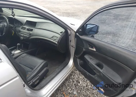 2011 Honda Accord 2.4 Se from USA, damaged, VIN 1HGCP2F64BA110046